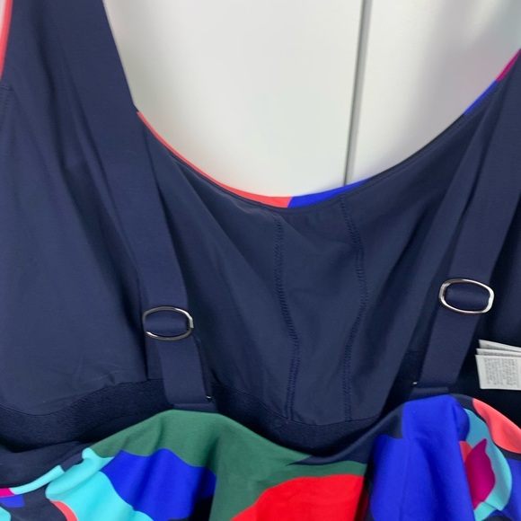 ATHLETA Hermosa One Piece Swimsuit XL Tossed Floral Blue - Picture 5 of 8